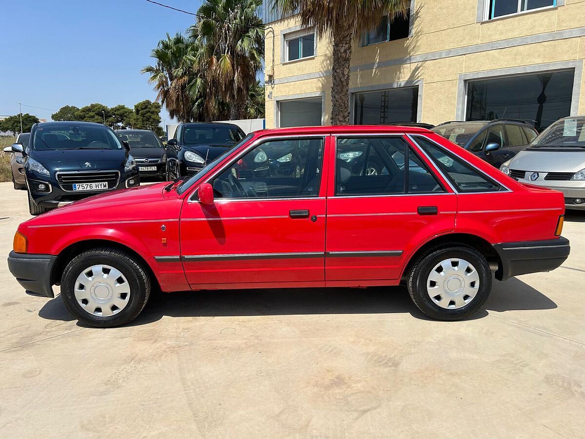 FORD ESCORT 1.6 I GHIA SPANISH LHD IN SPAIN ONLY 42000 MILES SUPERB 1989